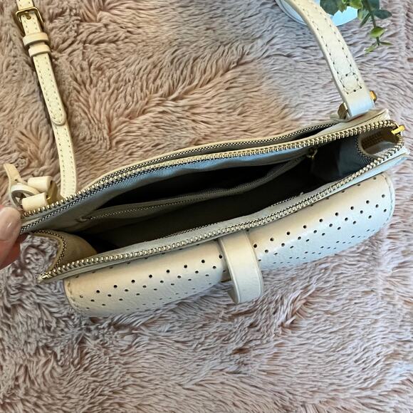 Fossil Vanilla Cream 'Ryder' Small Leather Crossbody Purse with Front Snap - Picture 11 of 16